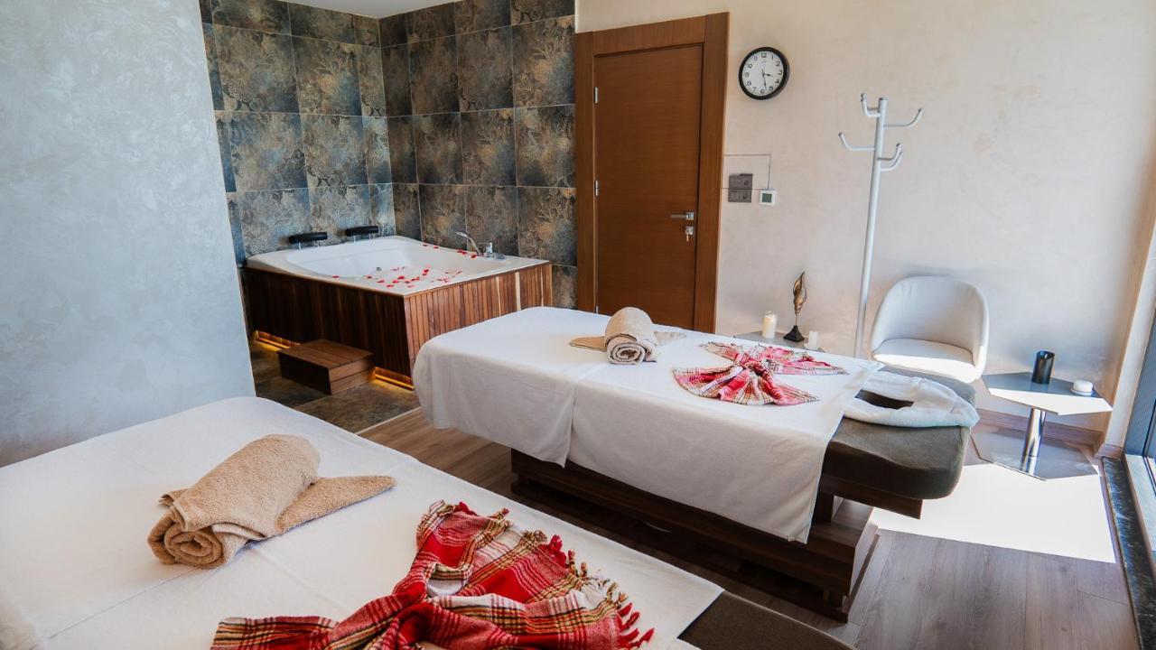 Motel Heksapolis Tavsancil Exteriör bild